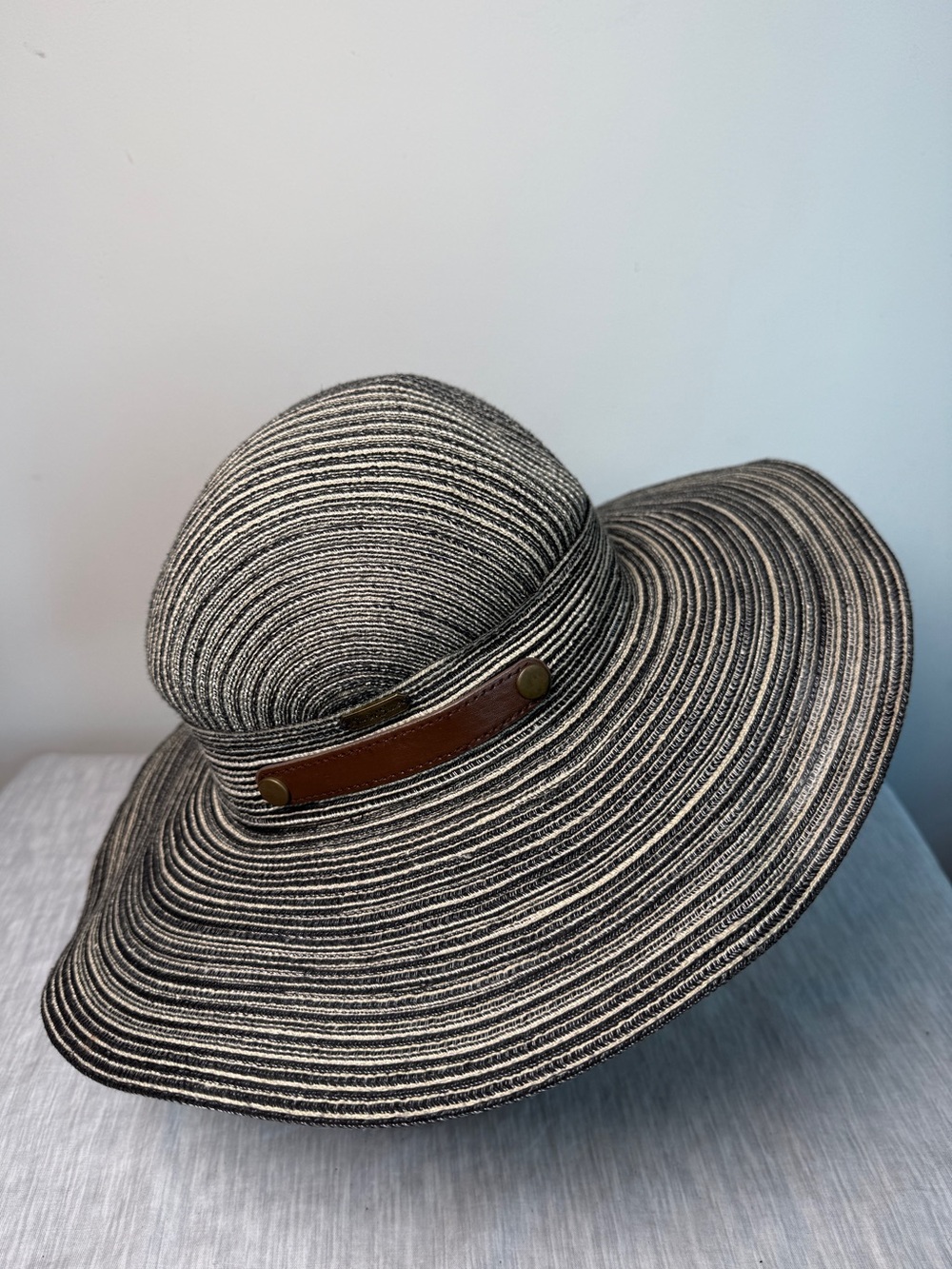 Sun 'N' Sand Wide Brim Packable Sun Hat Black Cream
